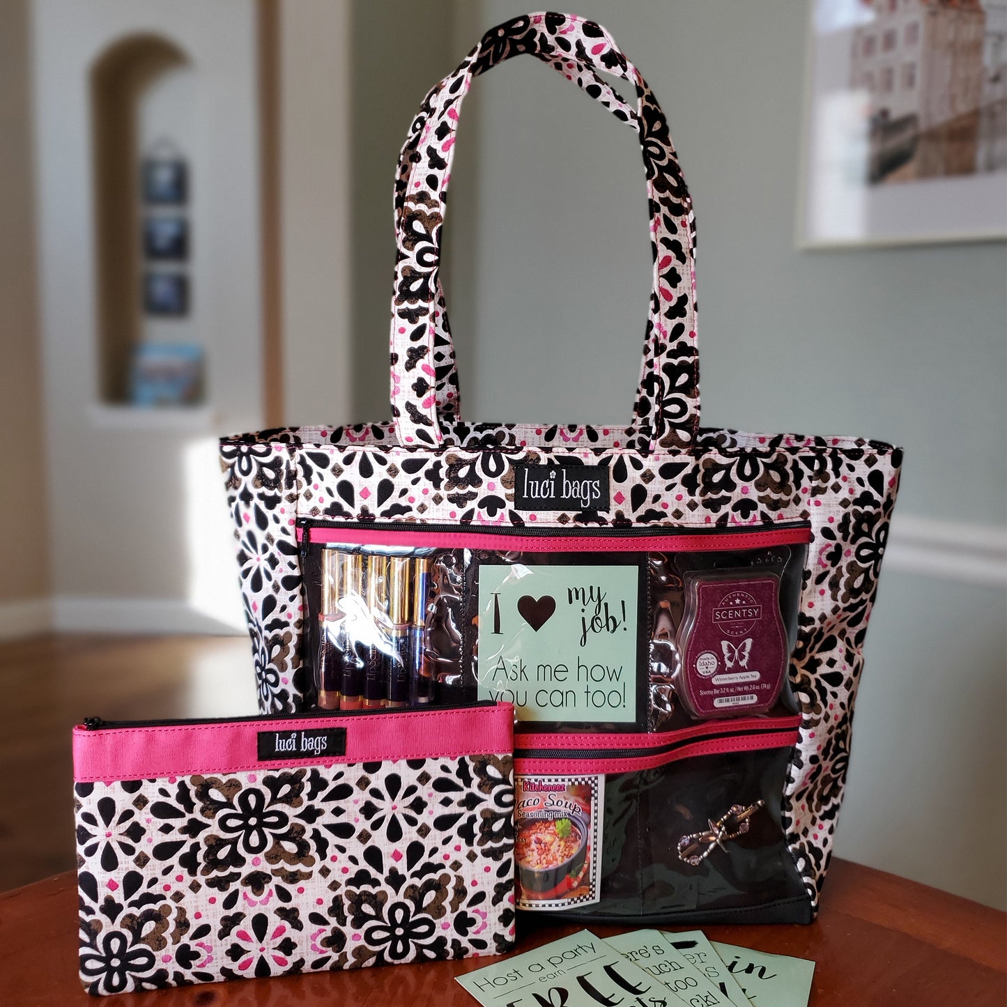 Peony Pop Large Display Tote