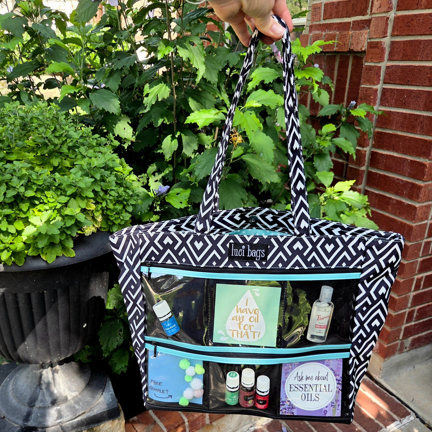 Deco Large Display Tote displaying essential oils products and business supplies